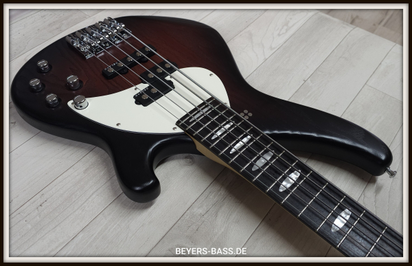 Preview: Sandberg Custom 5 Yolanda Charles, Open Pore Brownburst, Signature
